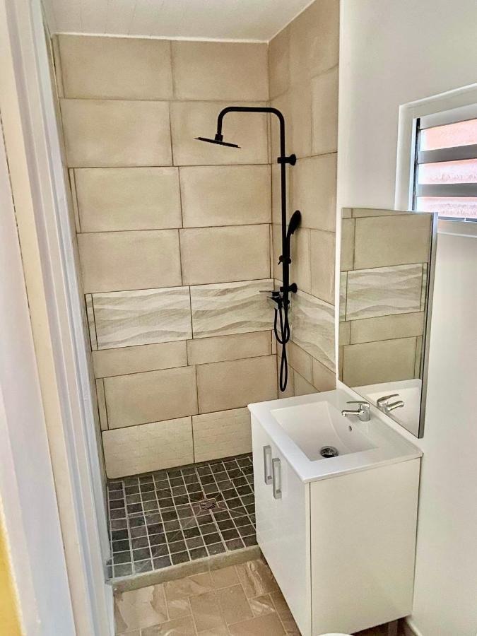 Jolex Apartment Сен-Пиер Екстериор снимка